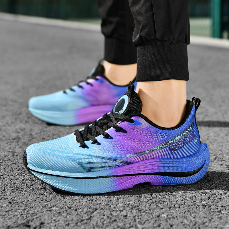 Popcorn Sneakers, Ultra-Light  - Running Shoe Carbon review and price